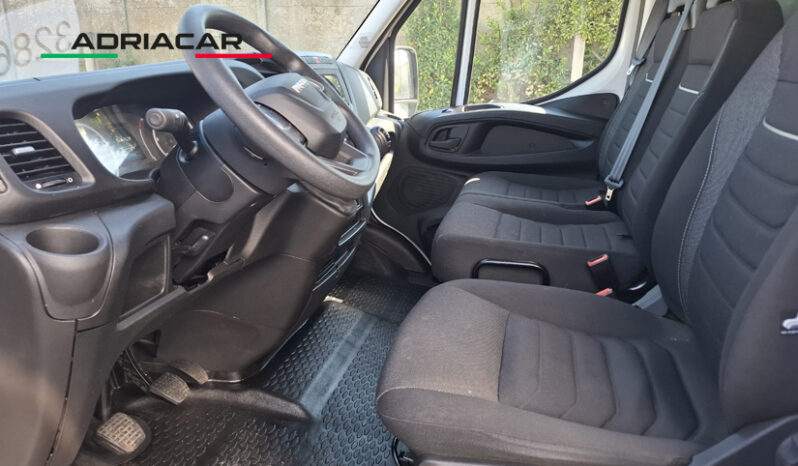 IVECO DAILY 35C16 pieno