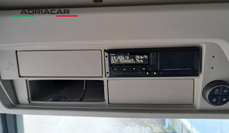 Iveco S-Way AS440S46T/P 2 LNG pieno