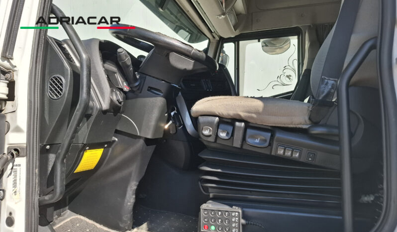 Iveco Stralis AS440S46T/P 2 LNG pieno